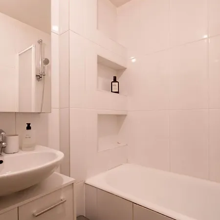 Appartamento Charming In Heart Of Marais Parigi