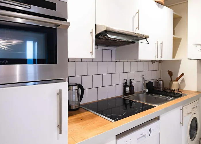 Charming In Heart Of Marais *